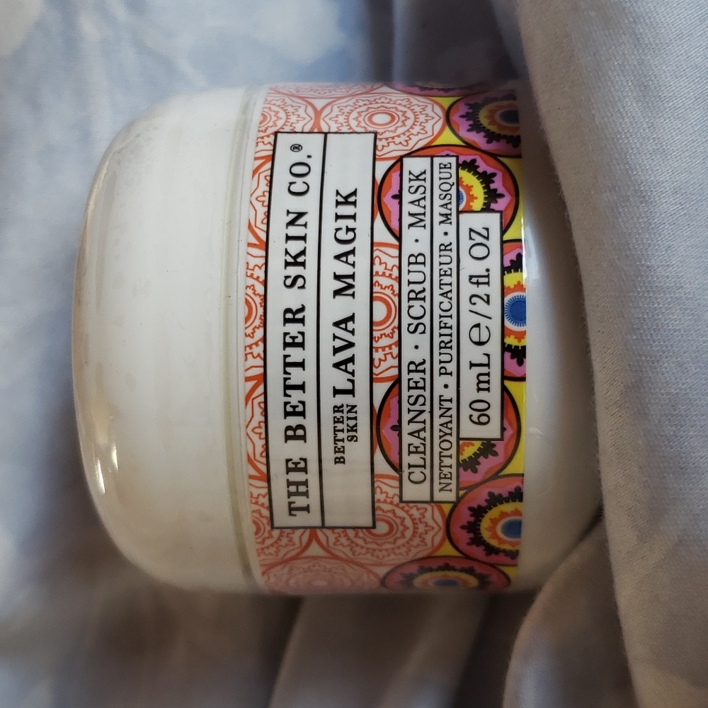 New - The Better Skin Co. Lava Magik Cleanser Scrub Mask 2 fl. oz.